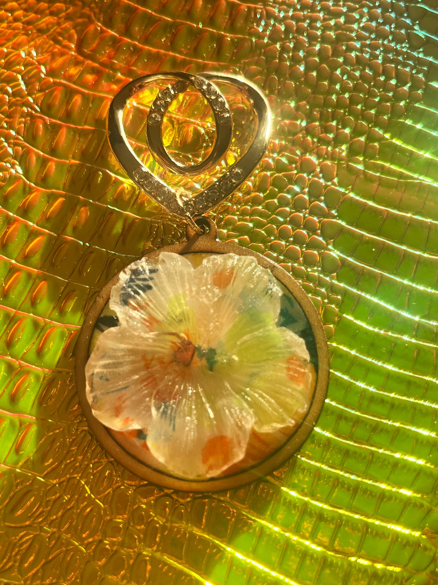 TROPICAL BLOSSOM T-SHIRT RING / SCARF RING