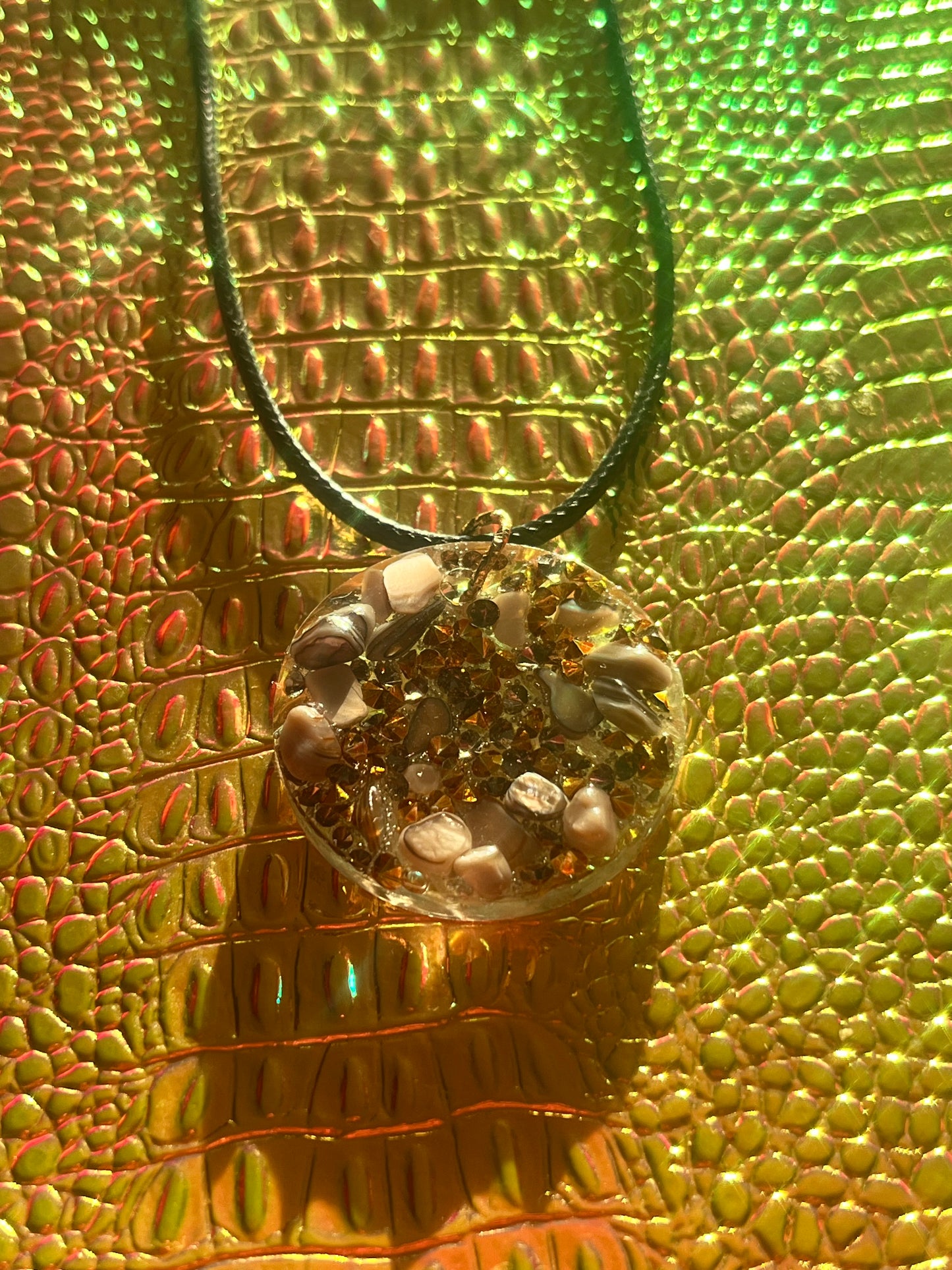 TIERRA SAGRADA NECKLACE PENDANT