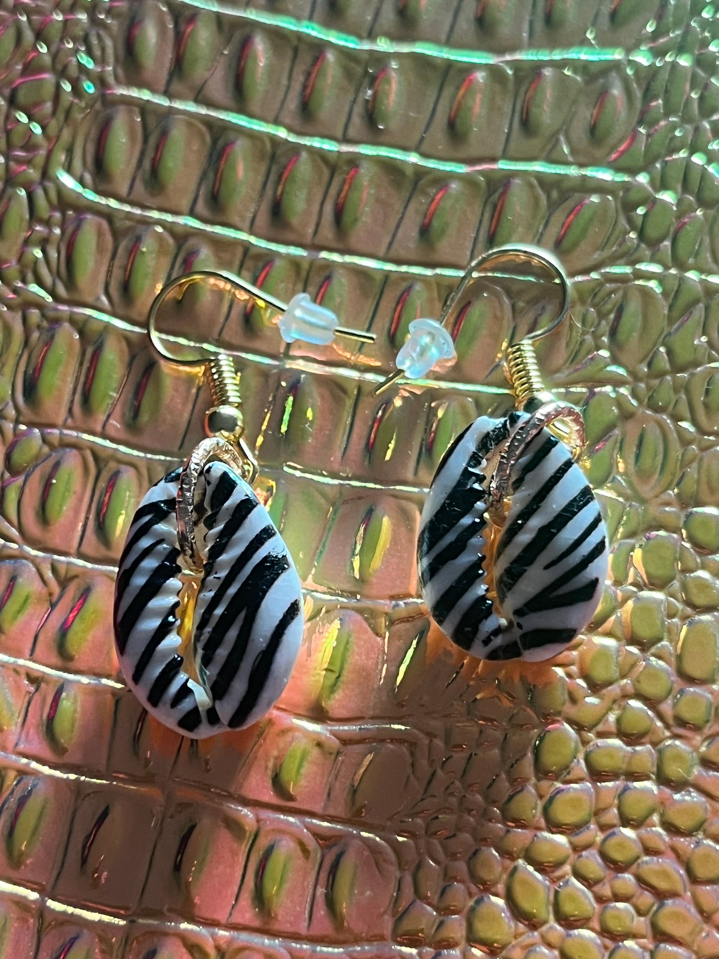 ZEBRA COWRIE EARRINGS